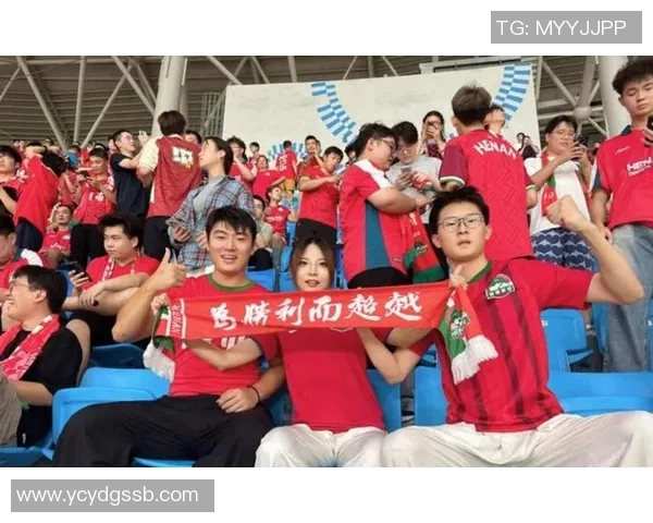 凤凰山足球明星名单揭晓球迷期待新赛季的精彩表现与激烈对决