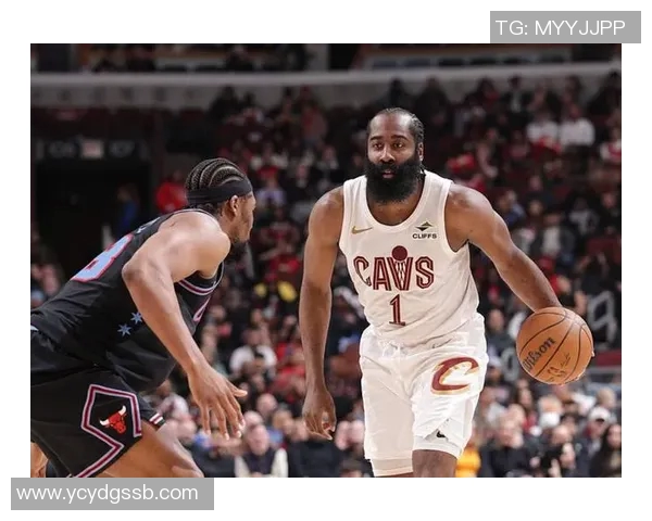 哈登与哈里斯等篮球明星的辉煌成就与传奇故事回顾